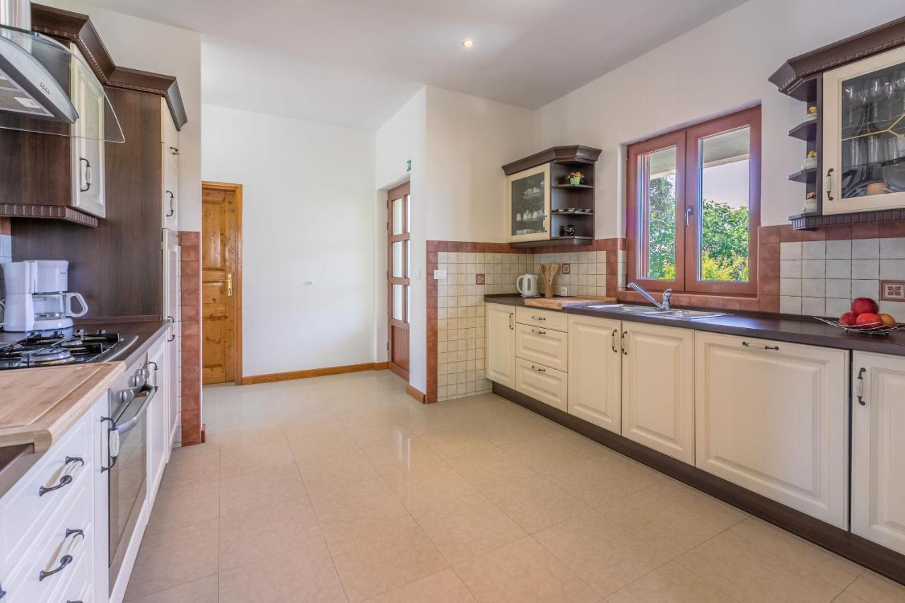 House Marija Villa โลปาร์ ภายนอก รูปภาพ